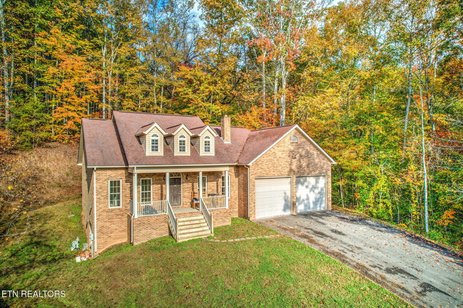 listing main photo
