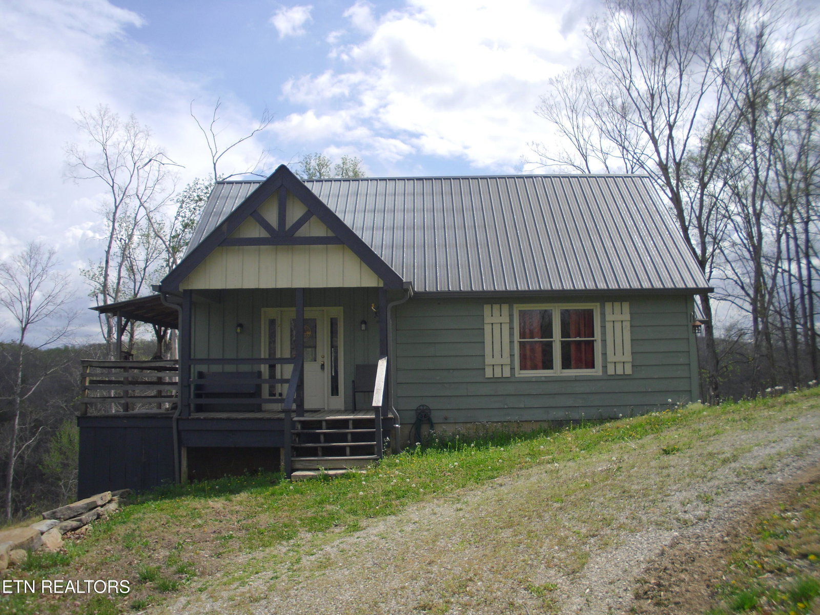 listing main photo
