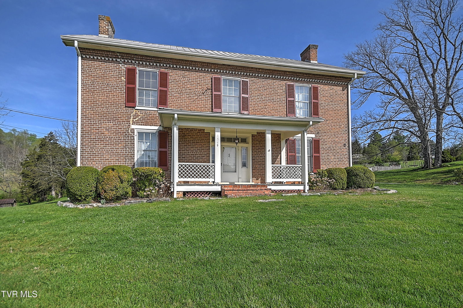 listing main photo