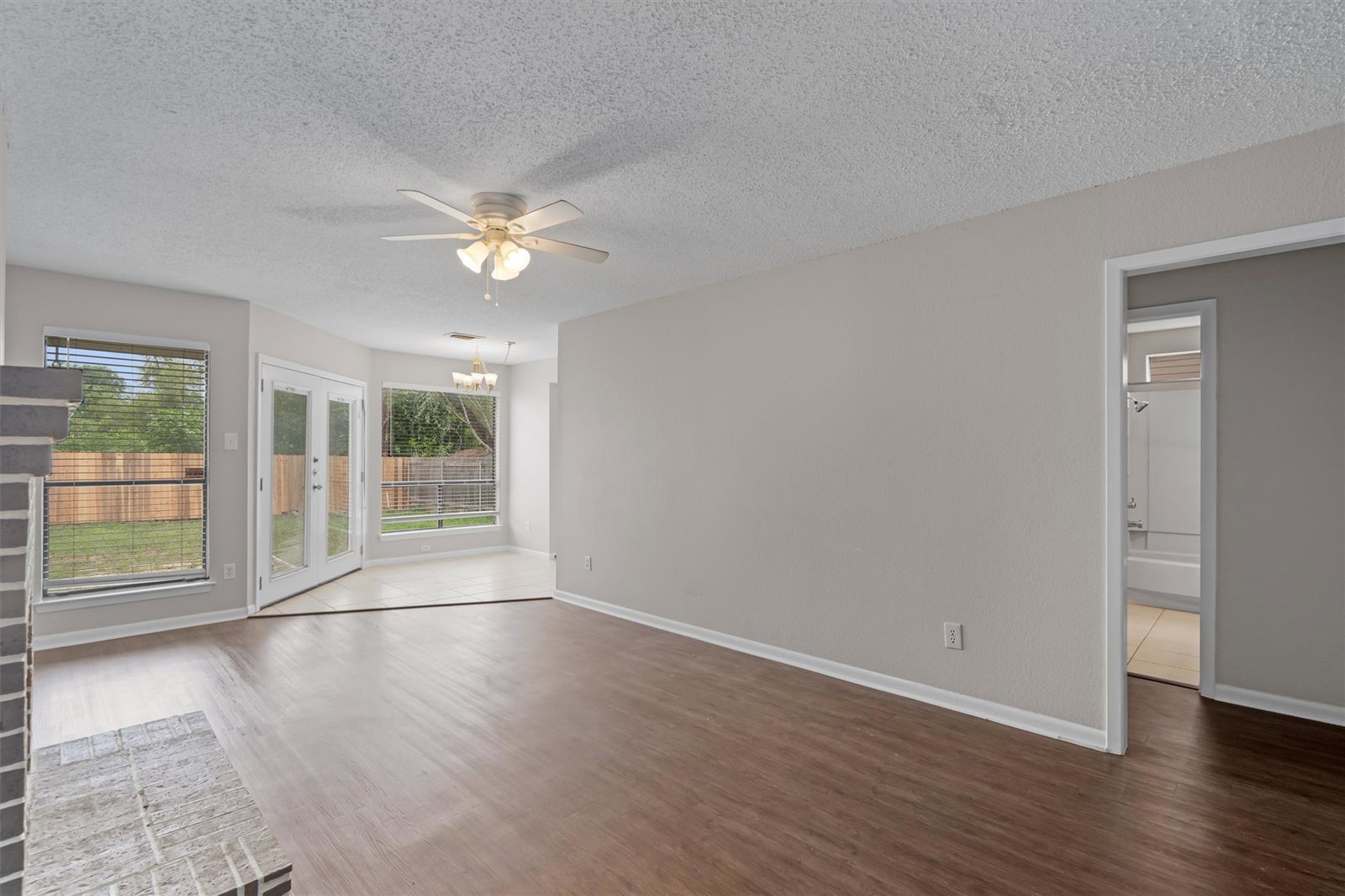listing main photo