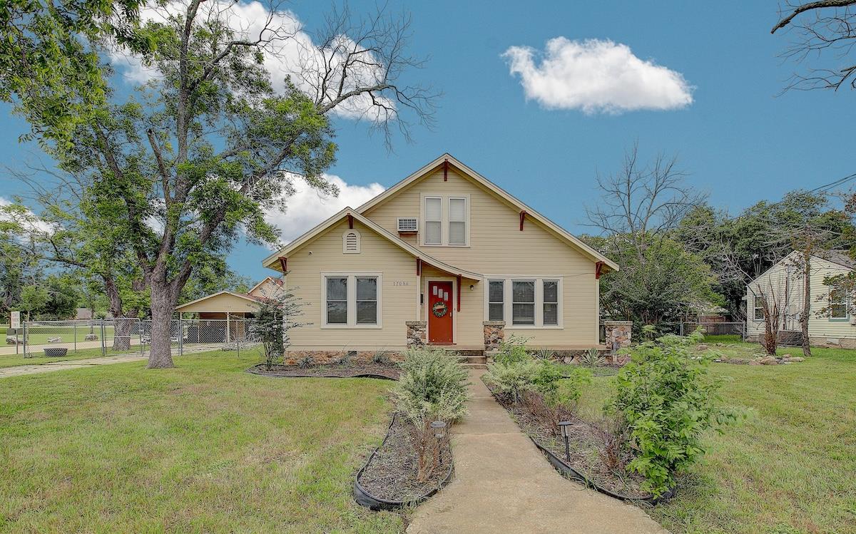 listing main photo