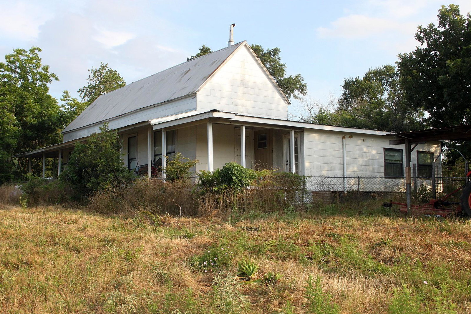 listing main photo