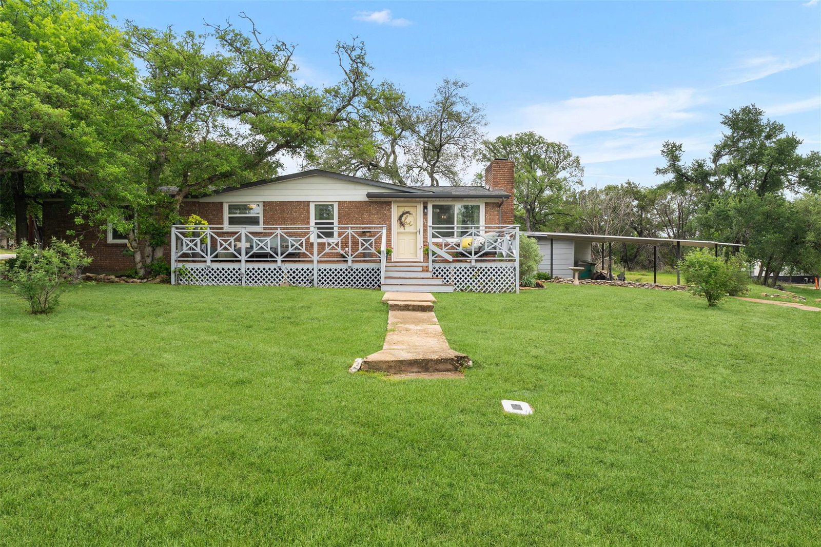 listing main photo