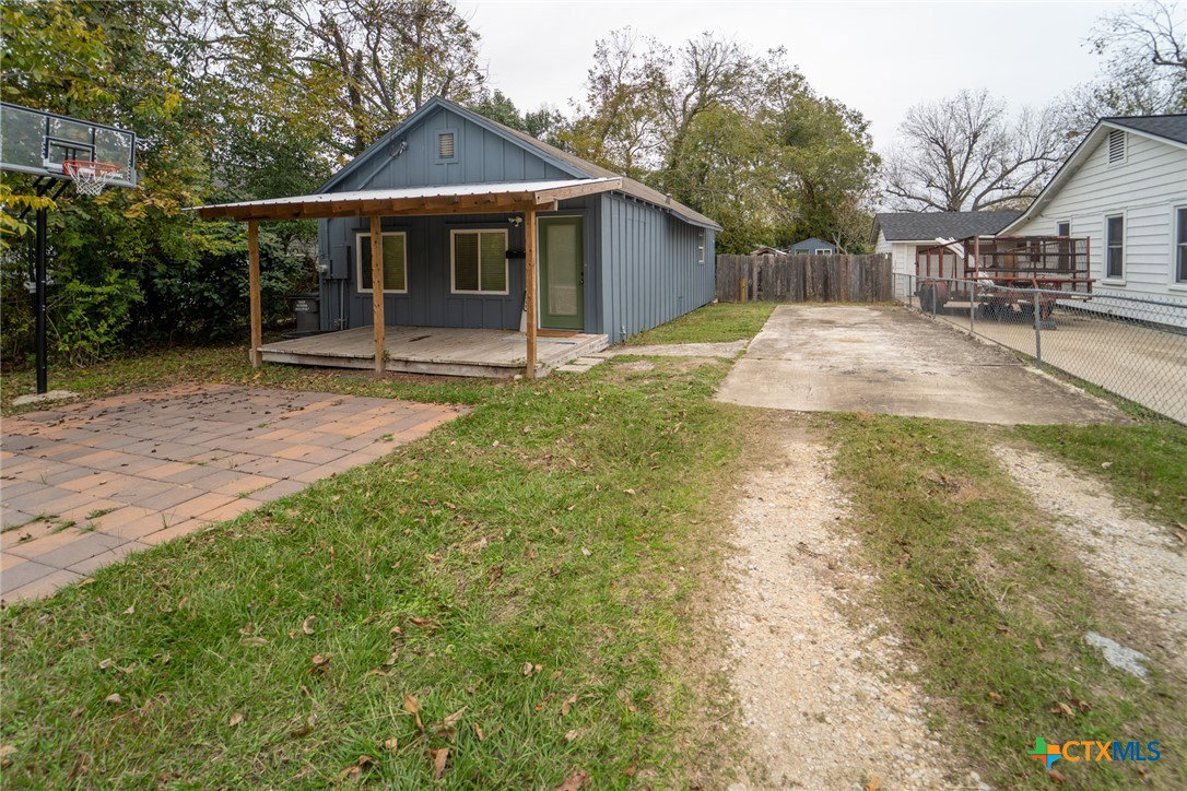 listing main photo