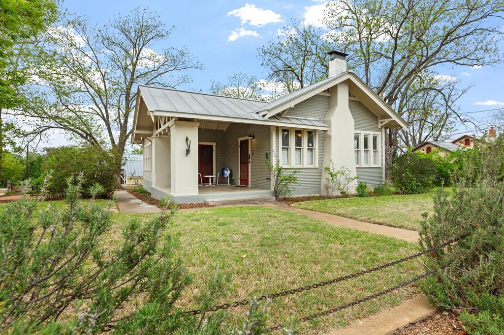 listing main photo