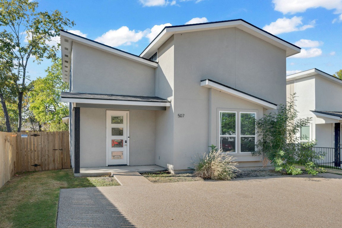 listing main photo