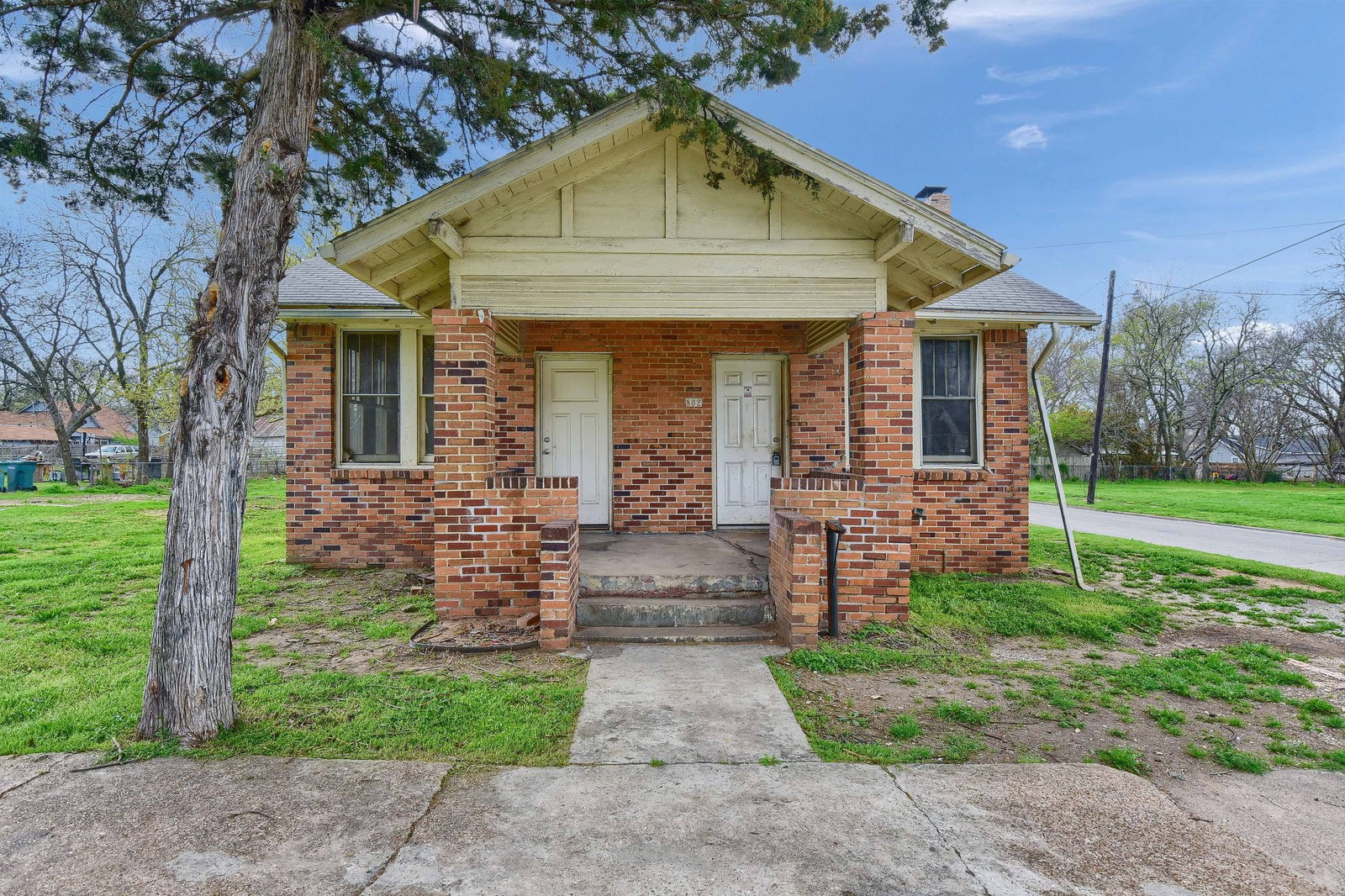 listing main photo