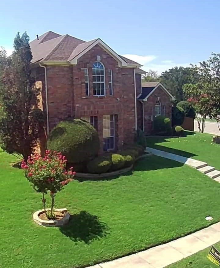 listing main photo