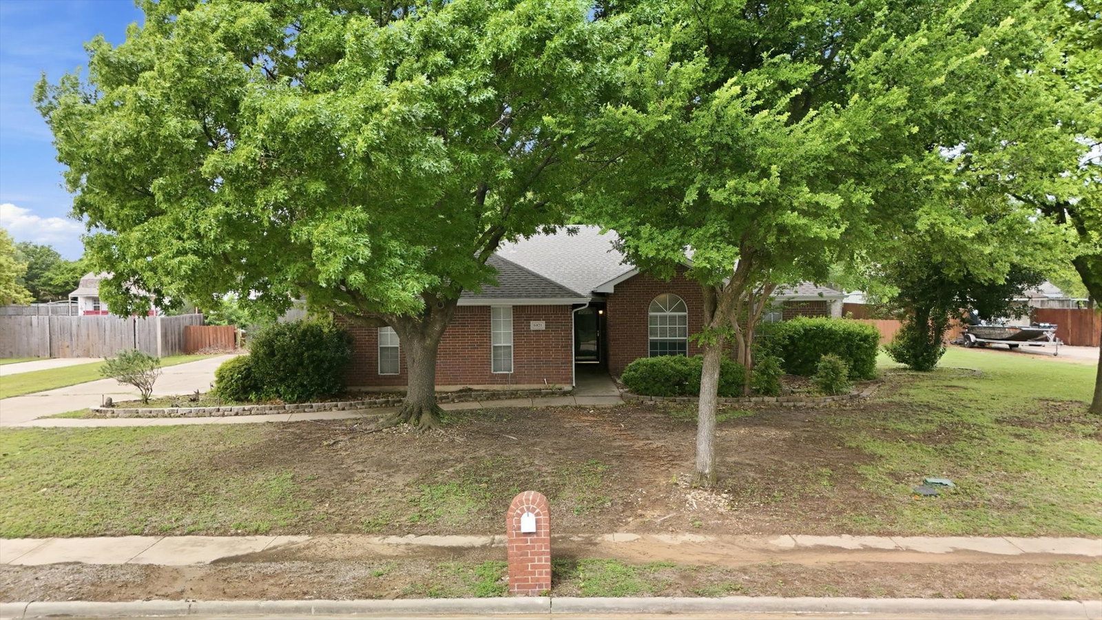 listing main photo