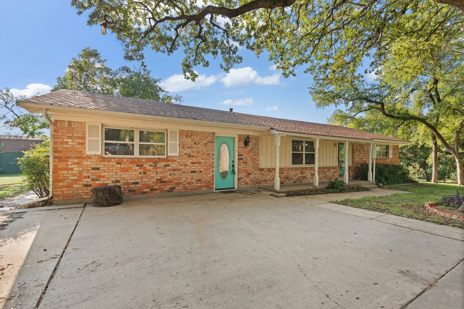 listing main photo