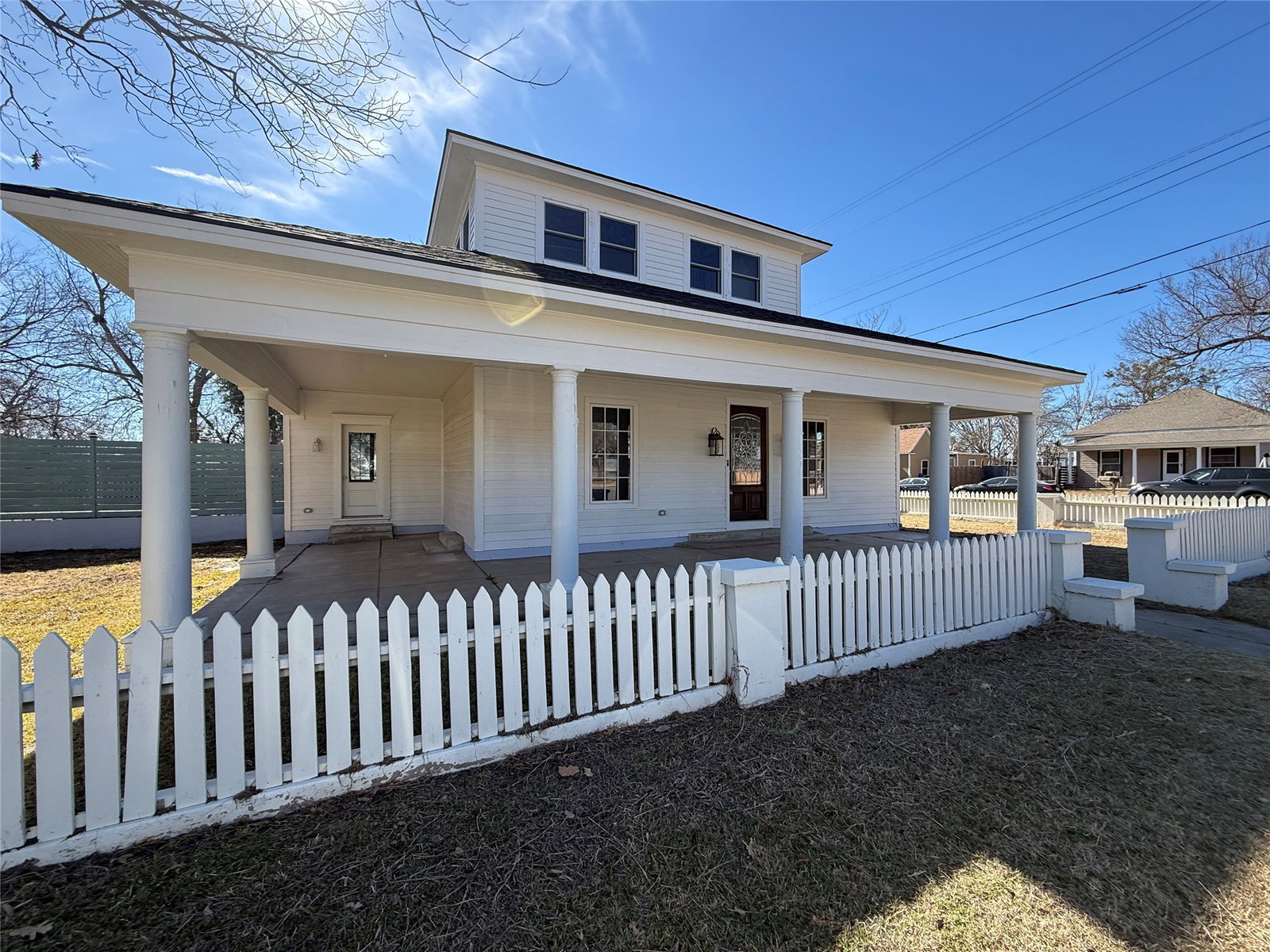 listing main photo