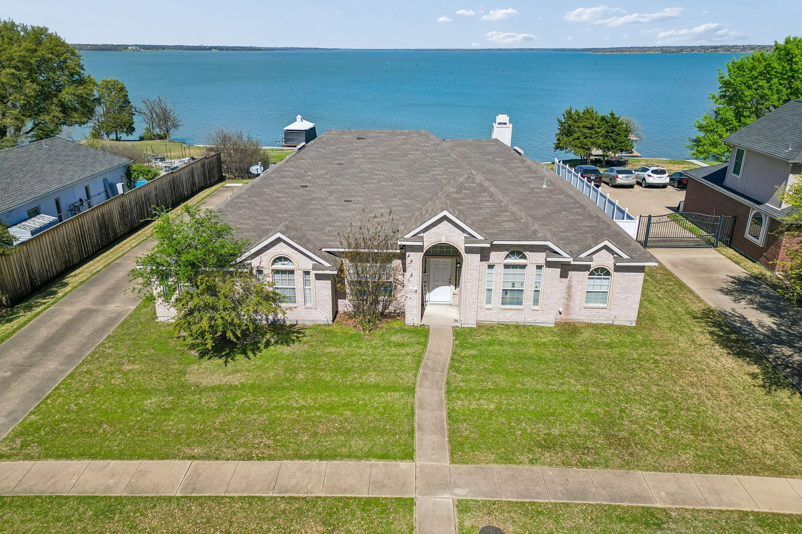 listing main photo