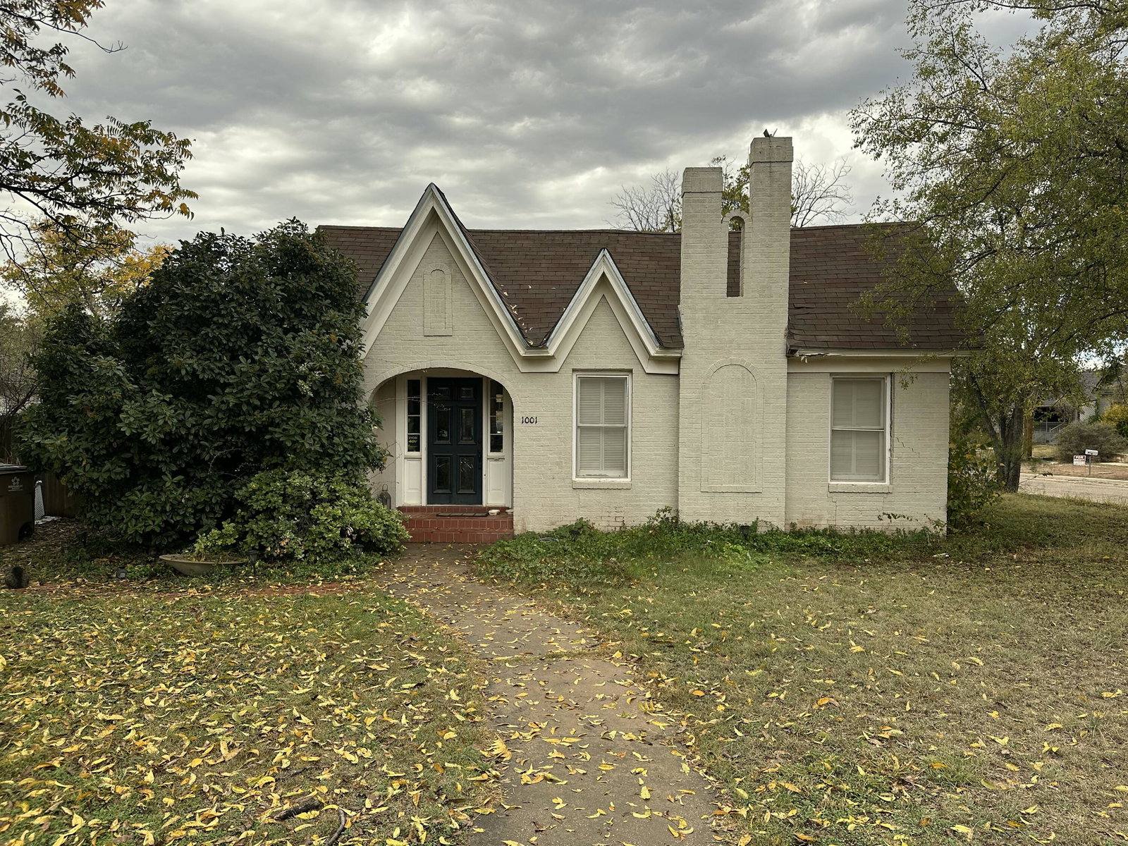 listing main photo