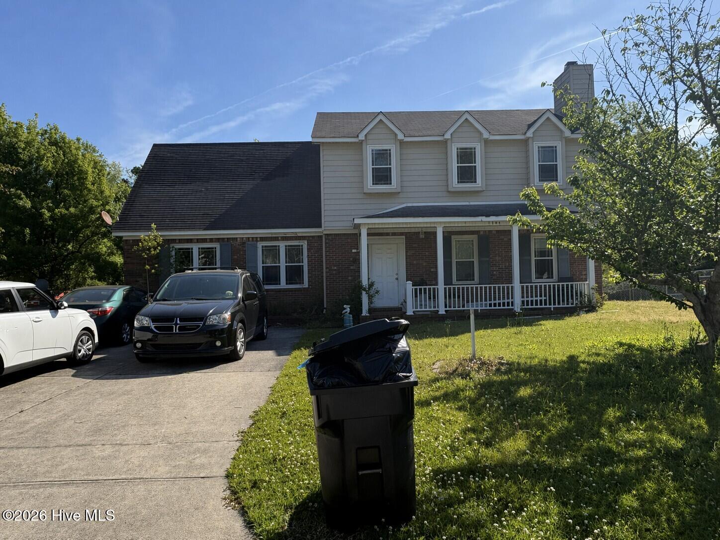 listing main photo