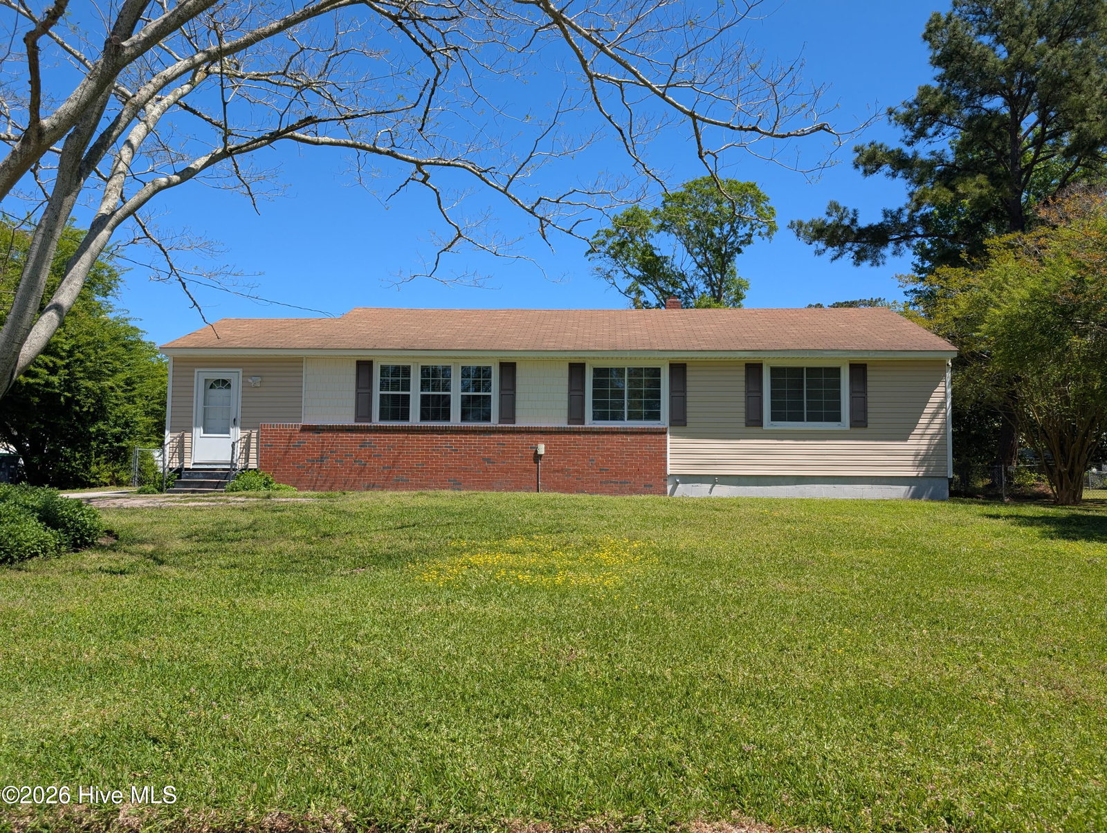listing main photo
