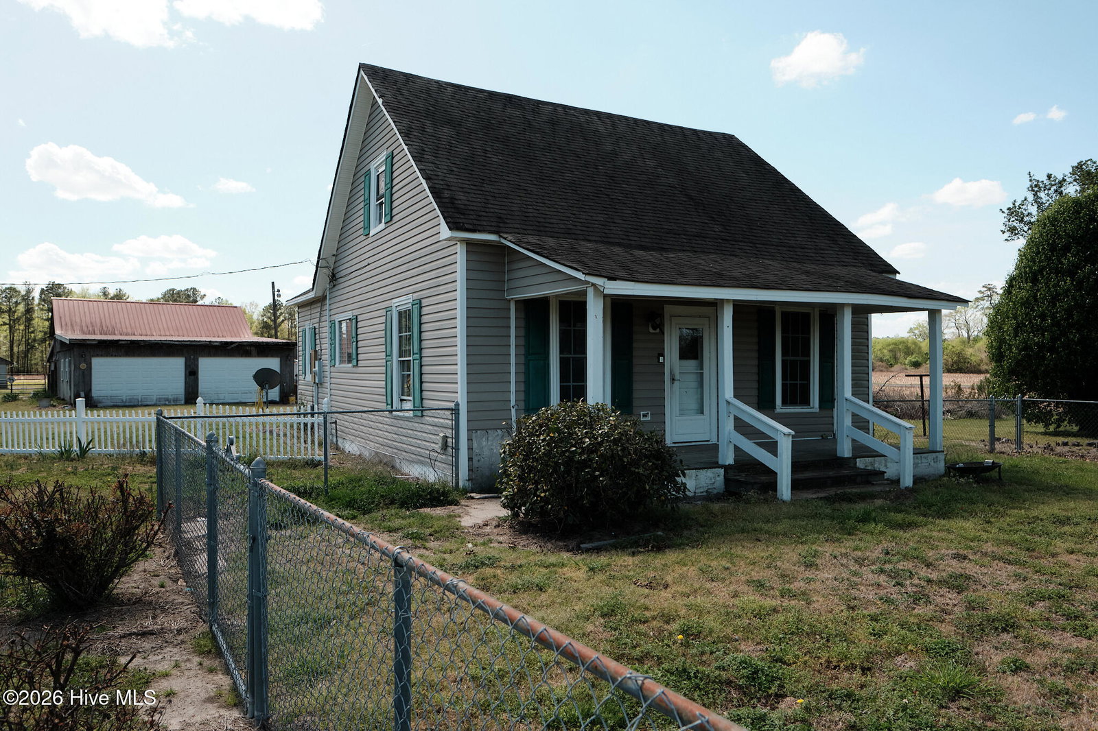 listing main photo