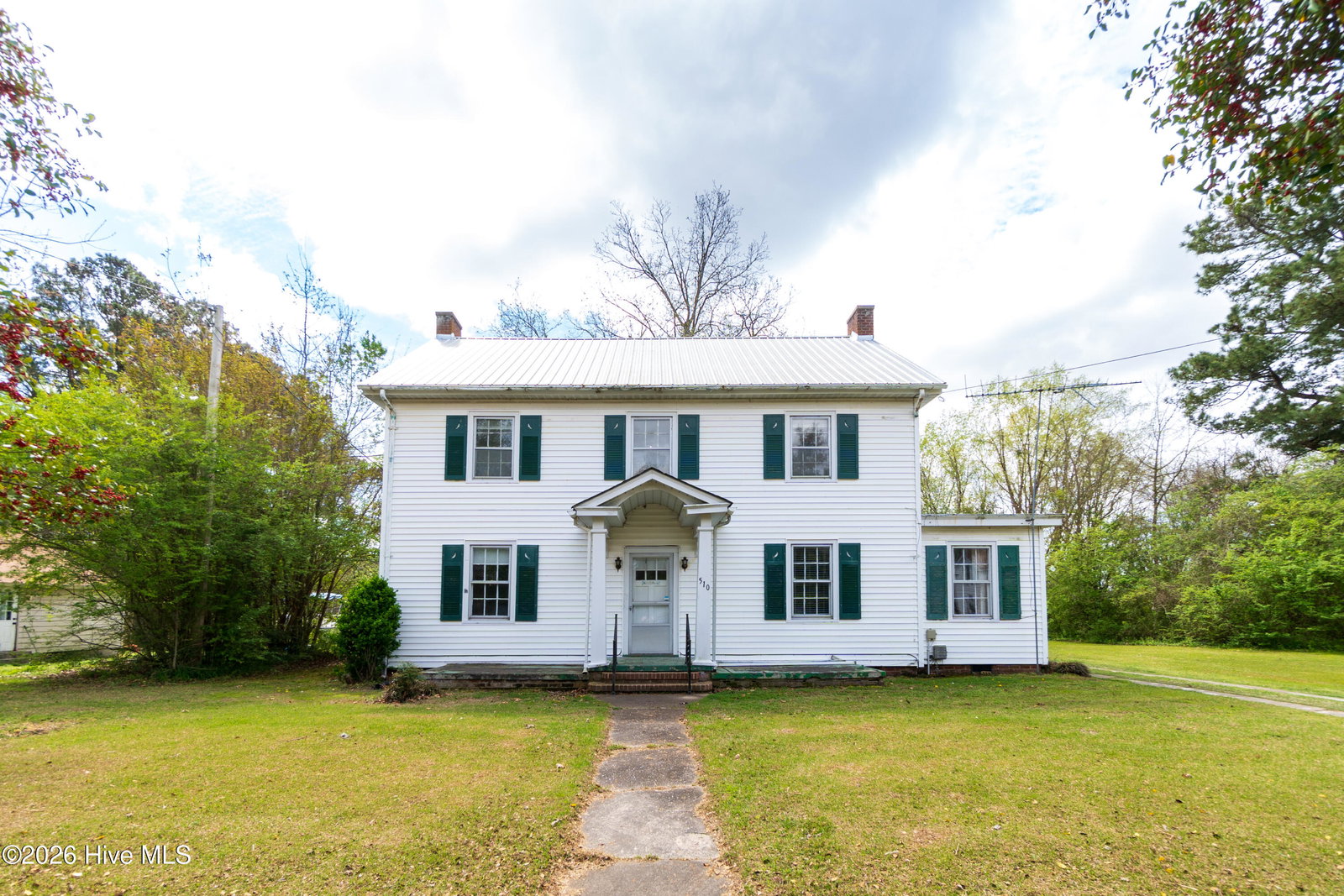 listing main photo