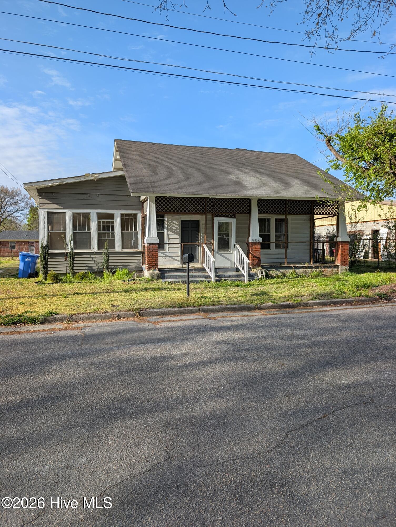 listing main photo