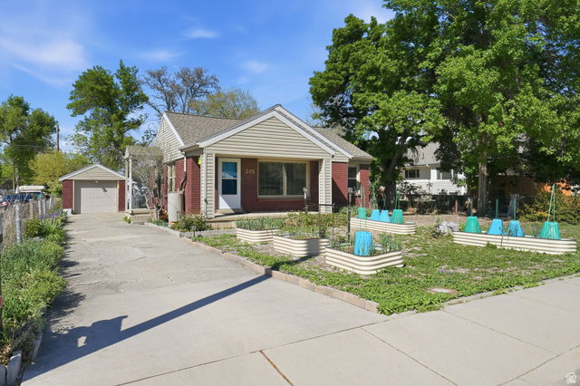 listing main photo