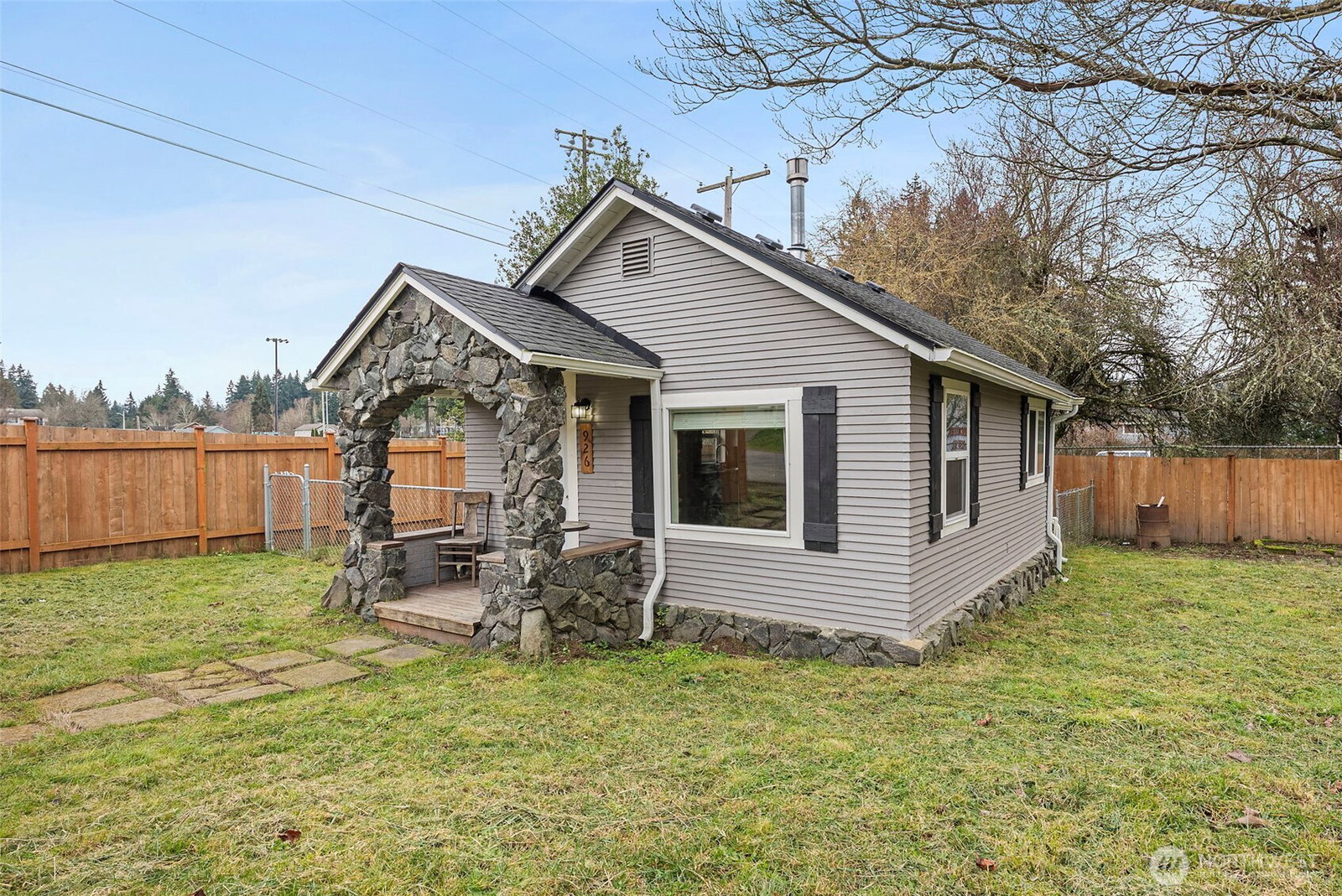 listing main photo