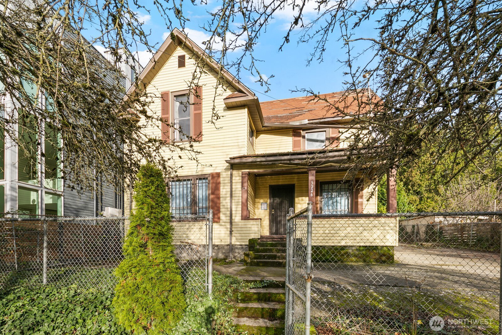listing main photo