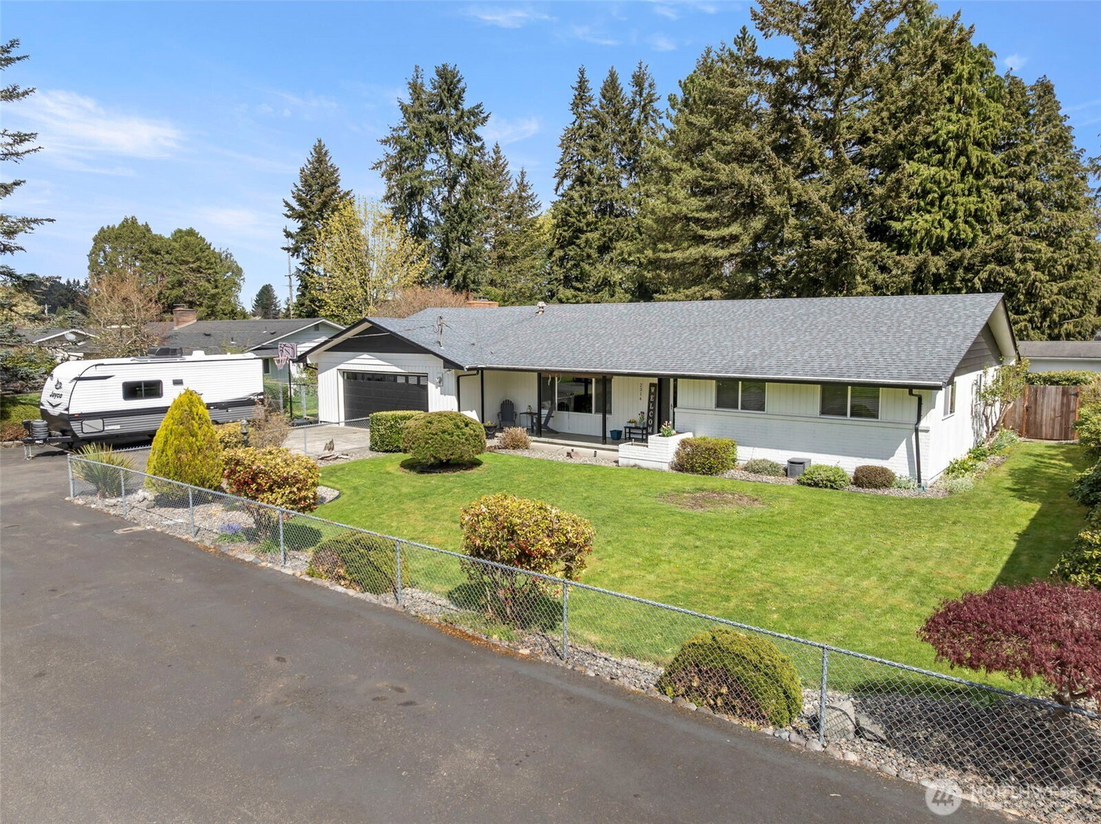 listing main photo