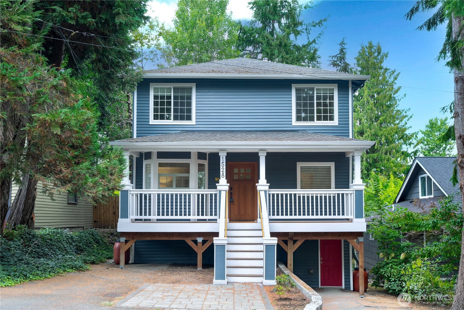 listing main photo
