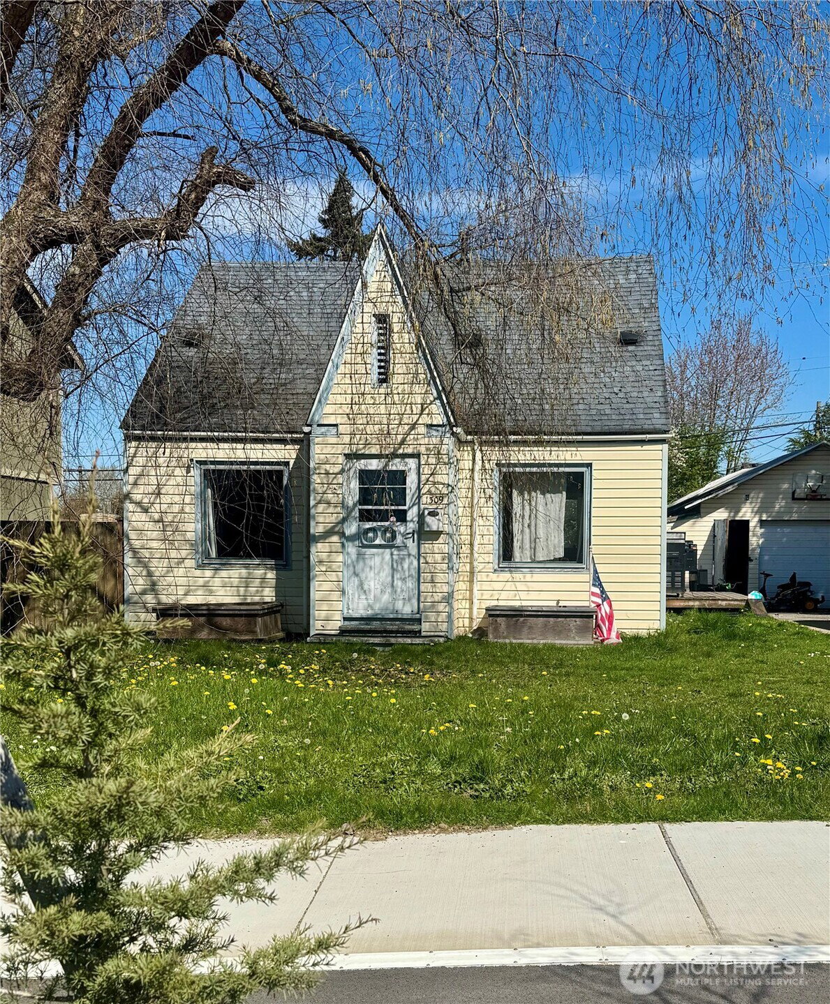 listing main photo
