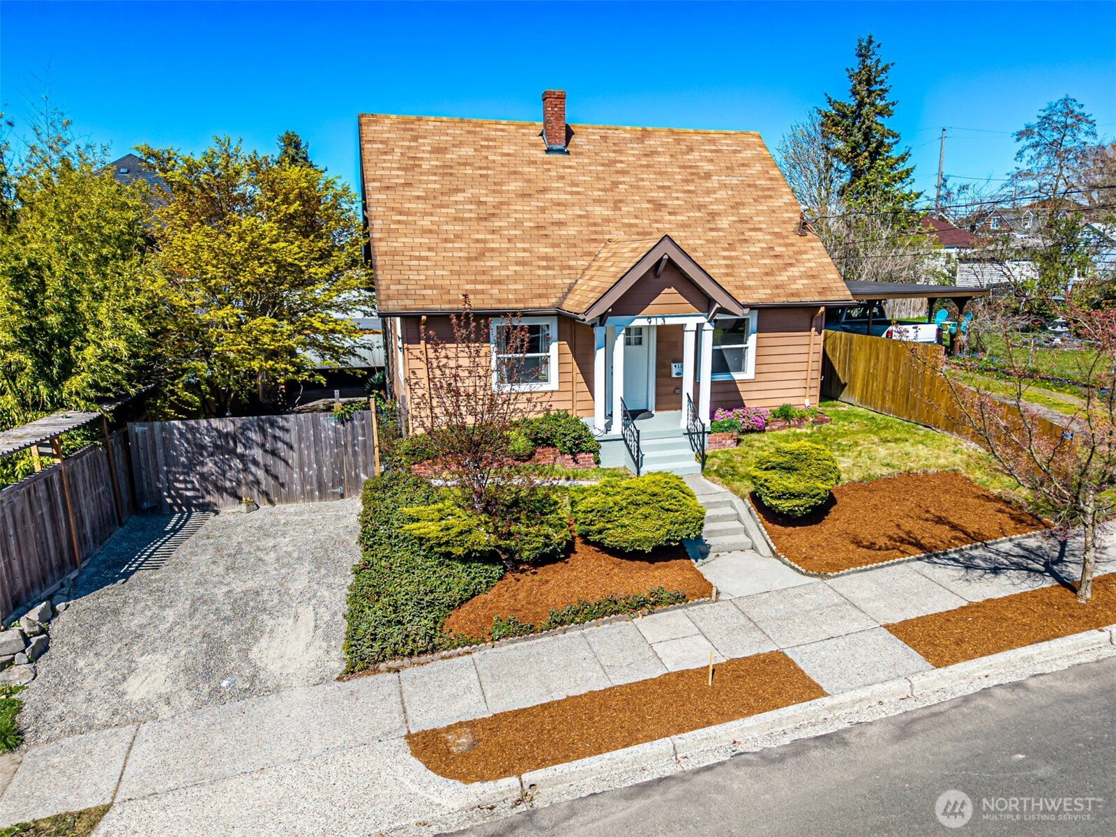 listing main photo