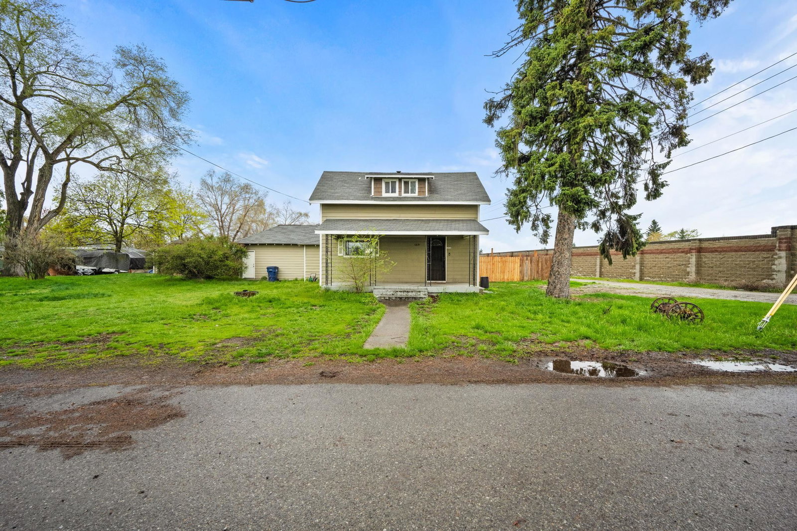 listing main photo