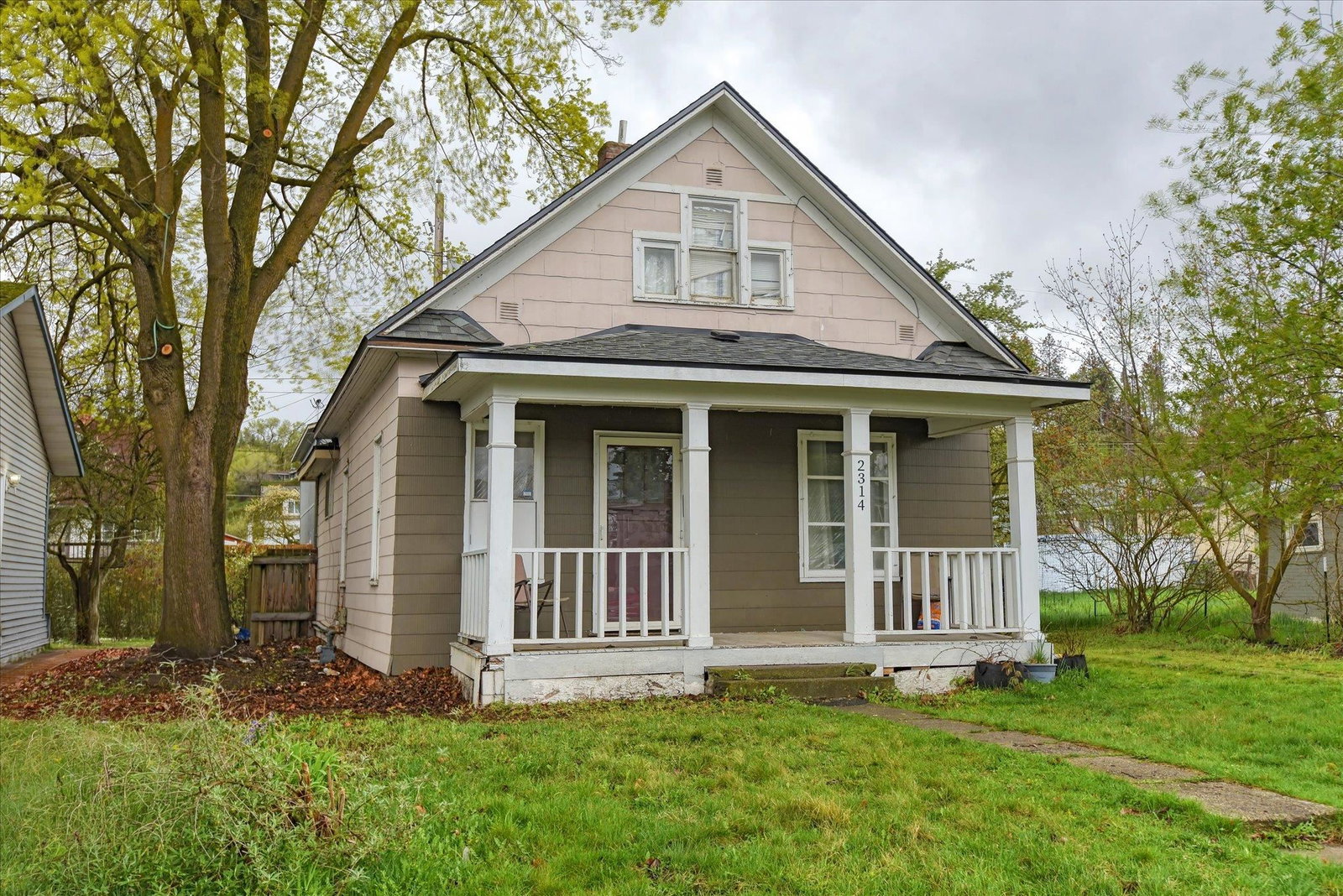 listing main photo