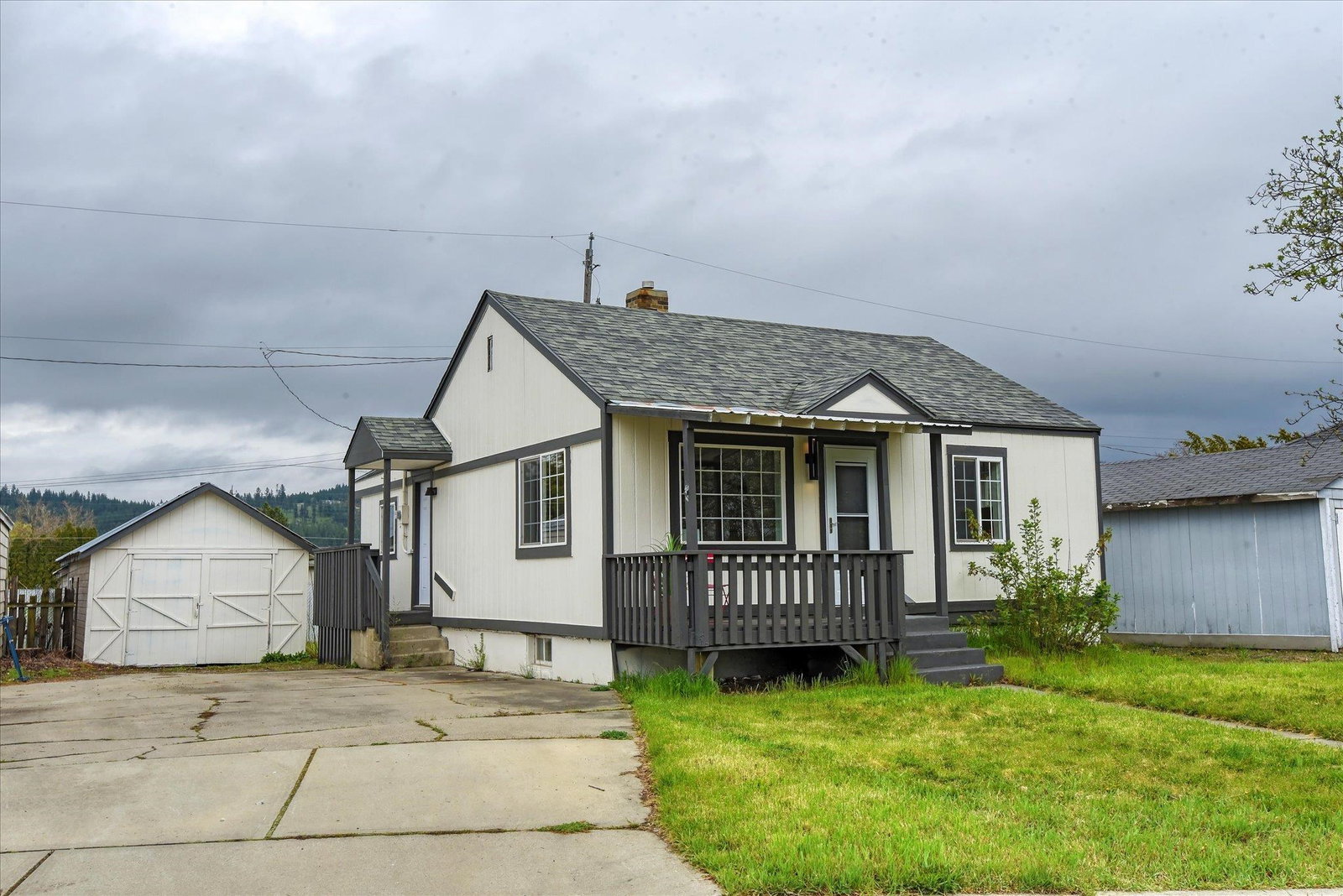 listing main photo