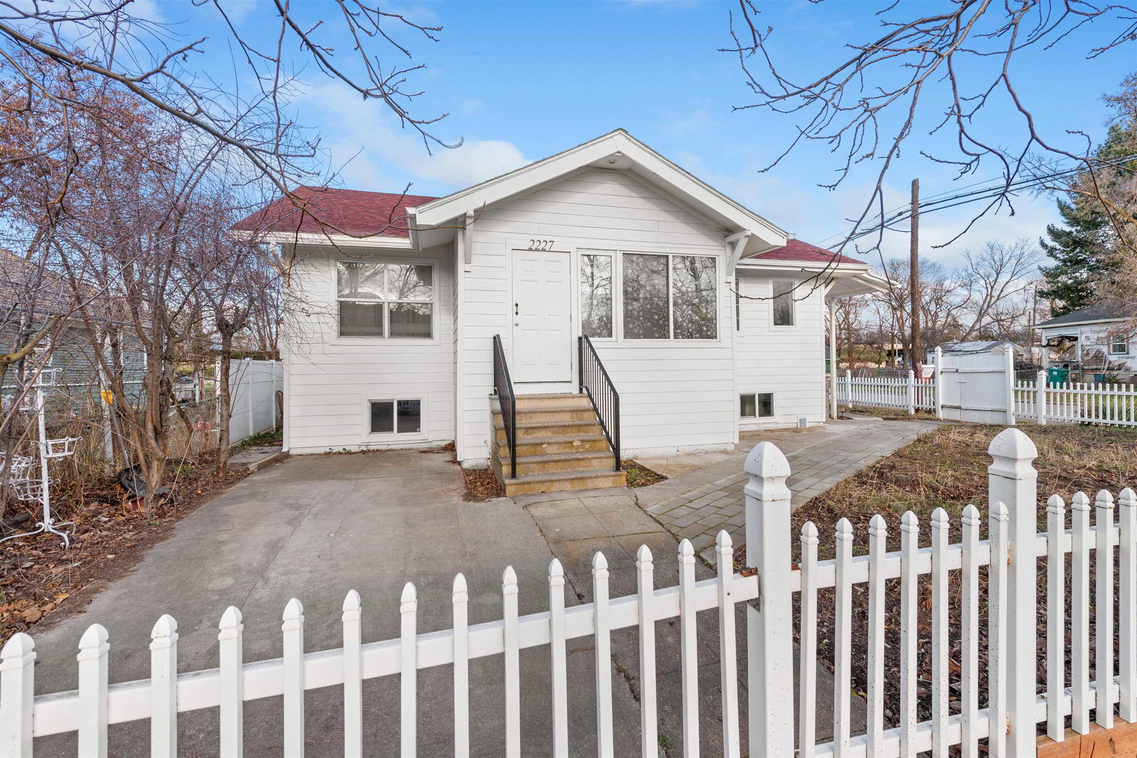 listing main photo