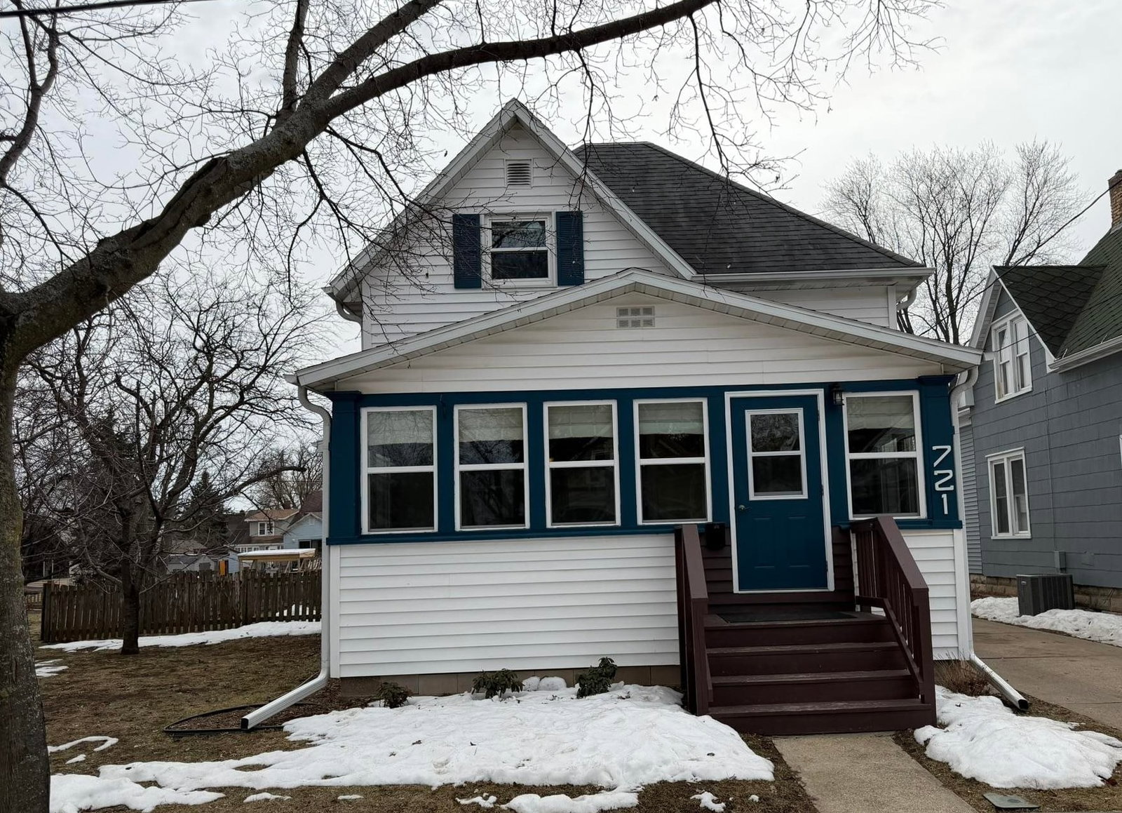 listing main photo